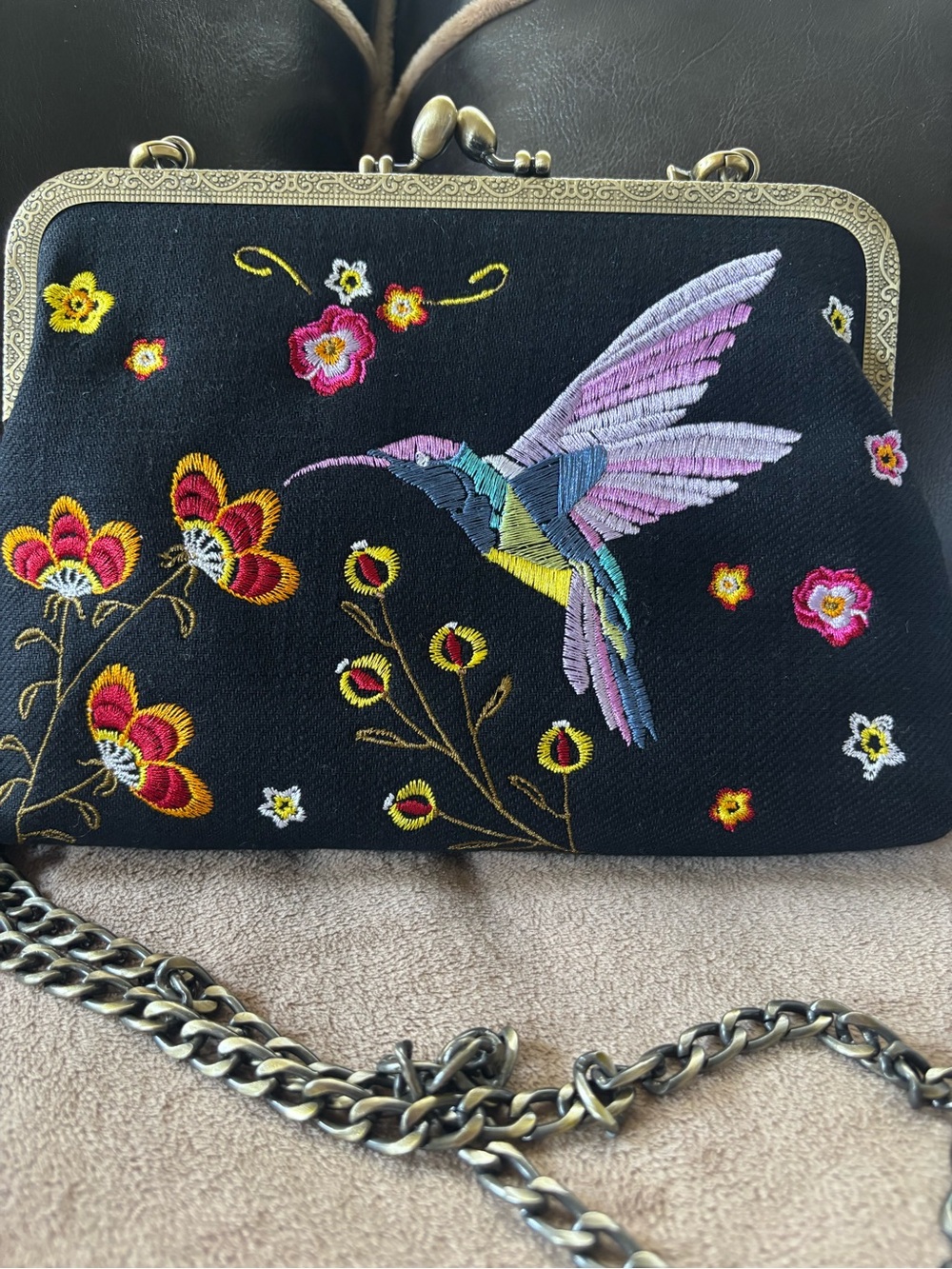 Embroidered Hummingbird Crossbody Bag - Black